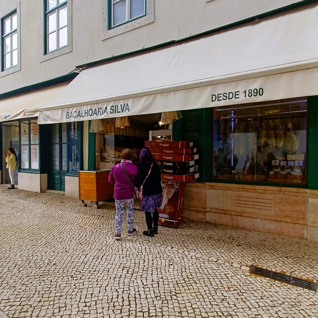 Oldest grocery store in Lisbon