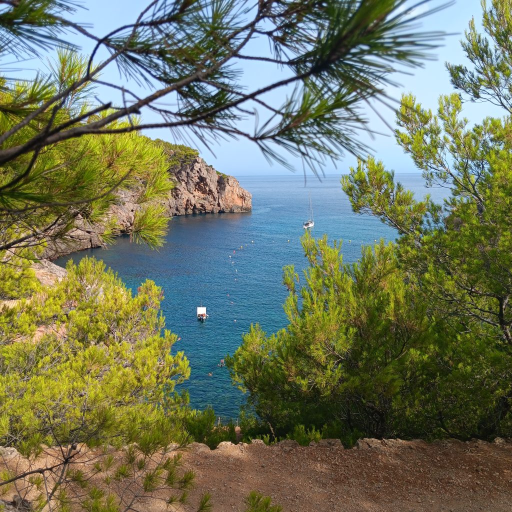 Cala Deia Hiking